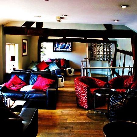 Cheshire Cat Hotel Nantwich Buitenkant foto