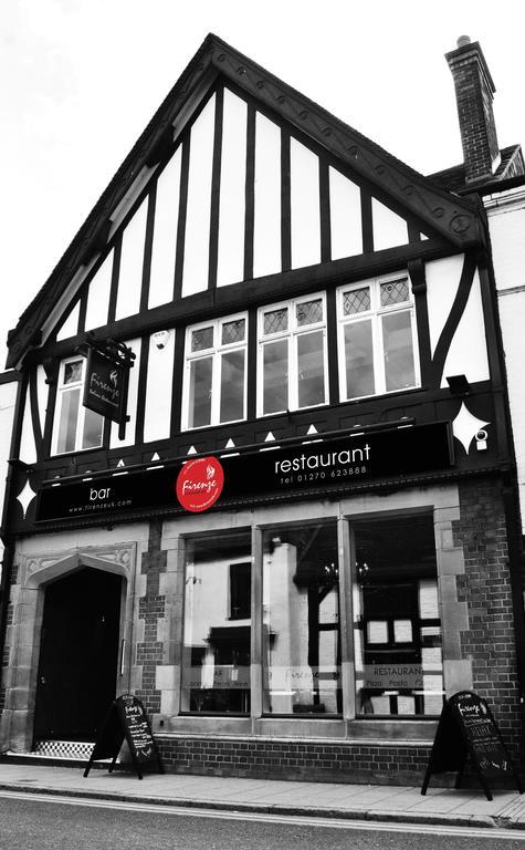Cheshire Cat Hotel Nantwich Buitenkant foto