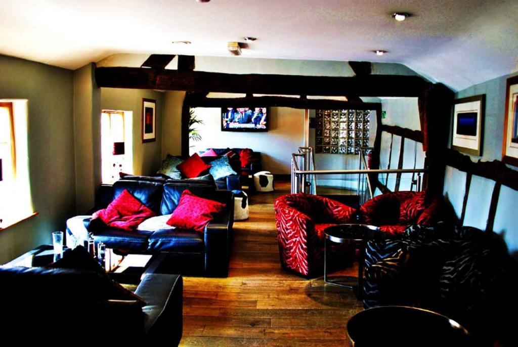 Cheshire Cat Hotel Nantwich Buitenkant foto